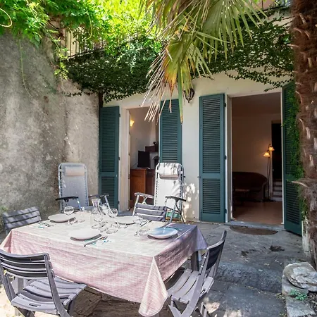 Sula' - In The Village With Lake View And Patio