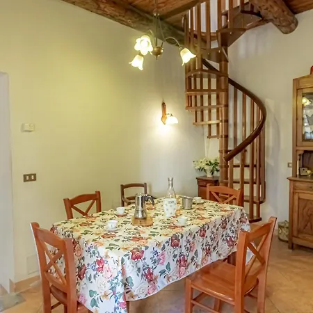Sula' - In The Village With Lake View And Patio